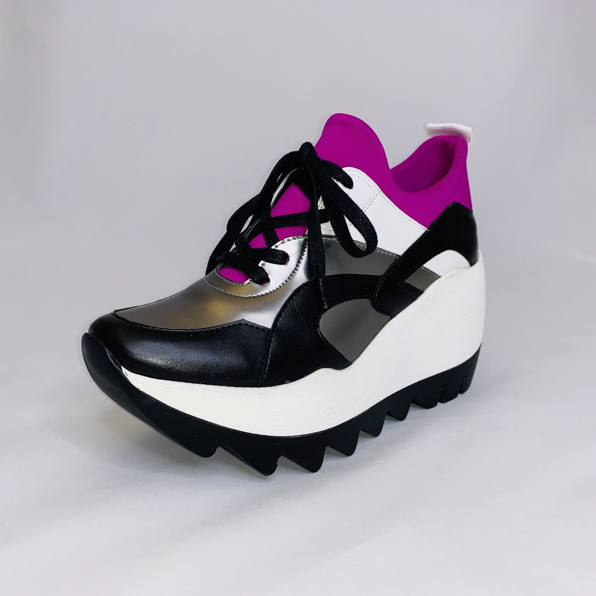 Seoul Sneaker - Moderock