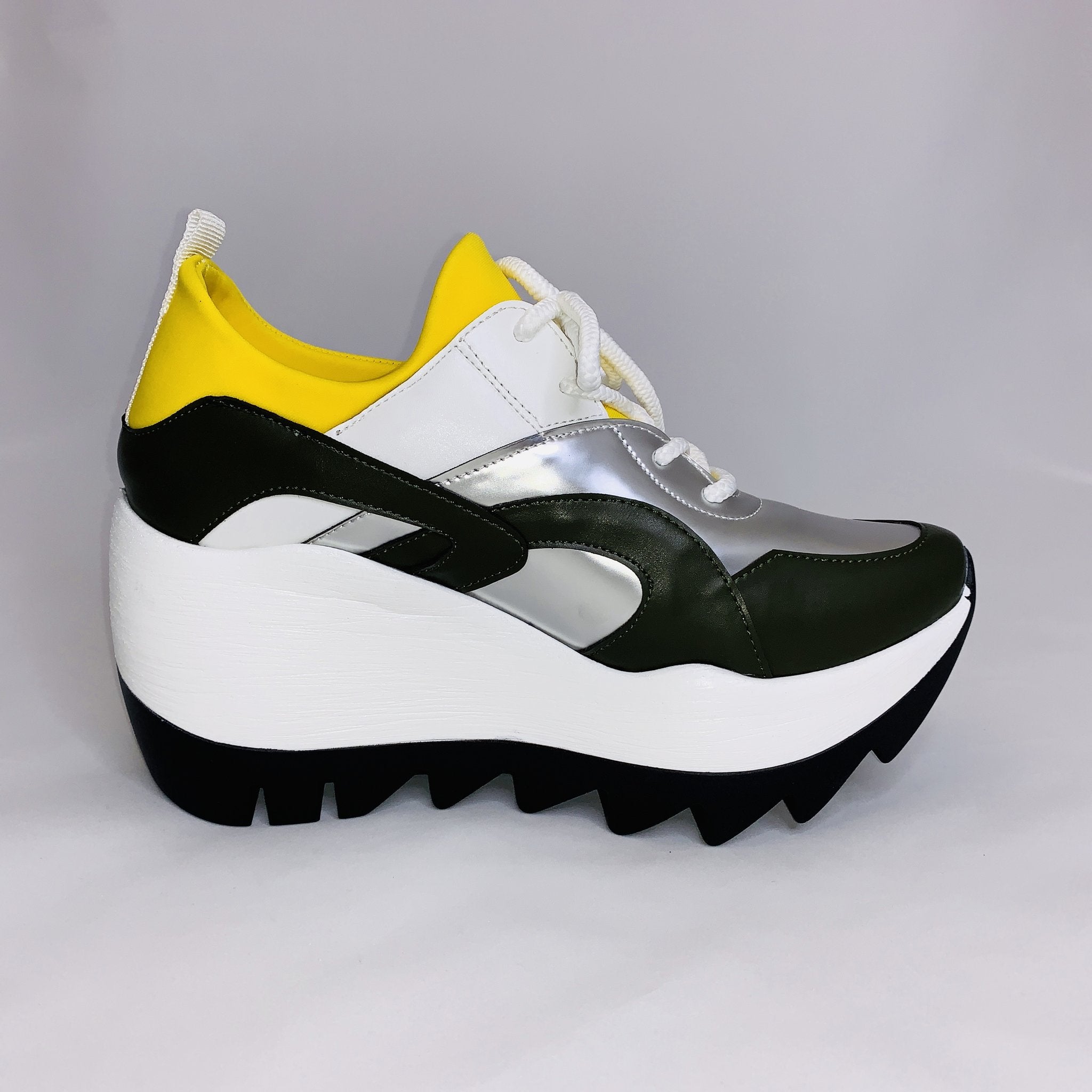 Seoul Sneaker - Moderock